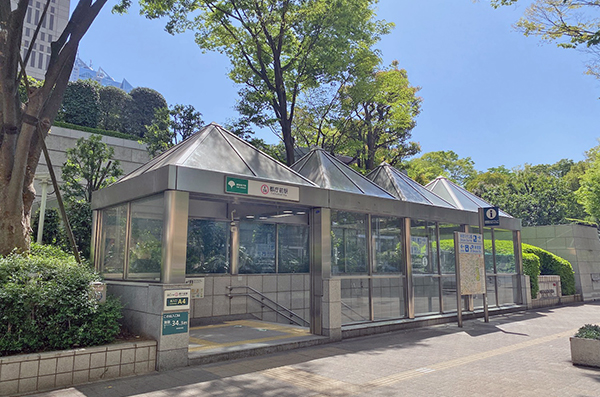 都庁前駅